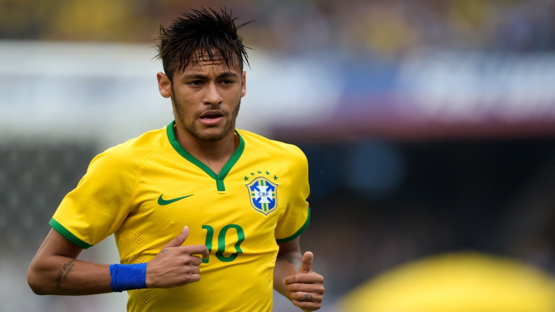 爱游戏体育在线-多地结合足球推动全民健康，打造体育强国新格局，足球运动在全民健身中的意义